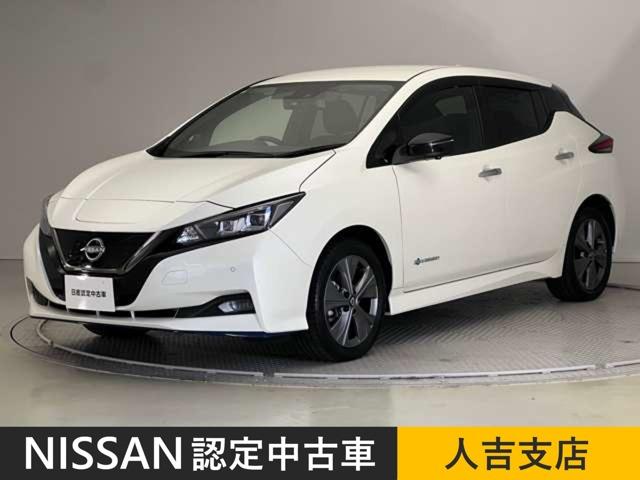 リーフ(日産) ｅ＋　アーバンクロム　前後ドラレコ　ＥＴＣ　全周囲カメラ　シートヒー　エマブレ　ナビ　インテリキー　盗難防止　オートエアコン　車線逸脱警報　ＥＴＣ　アルミホイール　ドラレコ　キーレスエントリー　メモリーナビ　バックモニター 中古車画像