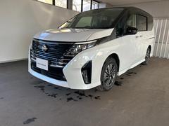 セレナ e-4ORCE ハイウェイスターV 1.4 e-4ORCE ハイウェイスターV 4WD 中古車画像