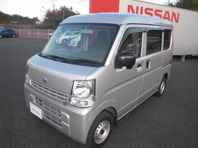 Ｇｅｔ－Ｕ管理番号：２００－０４５－１３９８０ ５Ｍ／Ｔ　純正ラジオ　ＥＴＣ　オートライトシステム　横滑り防止　ＵＳＢジ