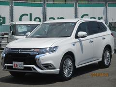 三菱　アウトランダーＰＨＥＶ　Ｇプラスパッケージ　禁煙車　リヤフロア修復歴