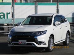 三菱　アウトランダーＰＨＥＶ　Ｇプラスパッケージ　ルーフ雹害　ＥＴＣ　禁煙車