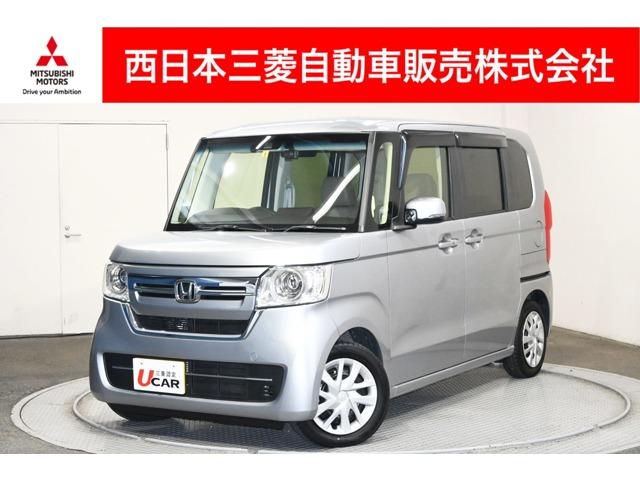 ☆キレイで広い、そして明るい岸和田店中古車展示場で、 ＳＵＶ・コンパクト車・軽自動車と多種多様のラインナップを豊富に取り揃え！