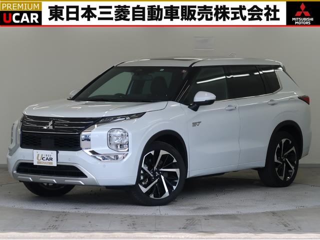 三菱 アウトランダーＰＨＥＶ Ｐ　３列シート７人乗り　試乗車　ＢＯＳＥ９スピーカー　本革　パノラマ電動サンルーフ　純正スマホ連携ナビ全方位カメラ　メモリーリフレッシュ機能付きパワーシート　パワーゲート　ダイヤモンドキーパーコーティング