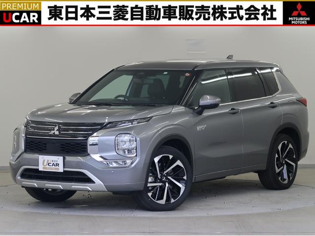 三菱 アウトランダーＰＨＥＶ Ｐ　試乗車　ＢＯＳＥ９スピーカー　本革