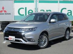 三菱　アウトランダーＰＨＥＶ　Ｇ　ナビ付き