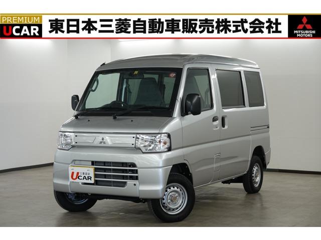 ＣＤ　１６．０ｋｗｈ　４シーター　電池残存容量９７．９パーセント　社有車アップ　禁煙車　エアコン　シートヒーター　パワステ　ＡＢＳ　横滑り防止　フロントパワーウインドウ　リモコンキー　両側スライドドア　オートライト　プライバシーガラス