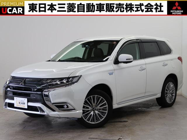 アウトランダーＰＨＥＶ(三菱) Ｇ　４ＷＤ　フロアシフト　パドルシフト　フルオートエアコン　衝突被害軽減ブレーキ・横滑り防止・車線逸 中古車画像