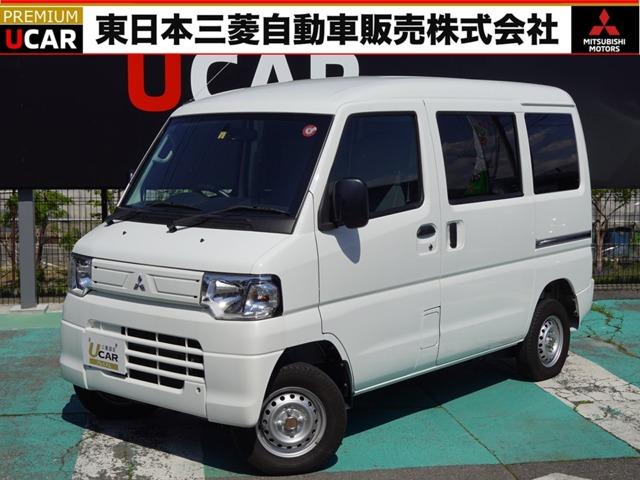 ＣＤ　１６．０ｋｗｈ　４シーター　リヤ駆動　トラクション付き　マニュアルＡ／Ｃ・電気自動車・左右シートヒーター・純正ＡＭ／ＦＭラジオ・キーレス・ハロゲンヘッドライト・オートライト・バッテリー残存率１００％・テンパ―タイヤ・プレ空調スターター機能