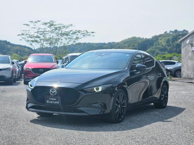 ２．０　２０Ｓ　ブラックトーンエディション　衝突被害軽減ブレーキ　全周囲カメラ
