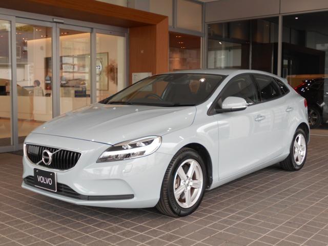 Ｖ４０(ボルボ) Ｔ３　アニバーサリー　エディション　ワンオーナー　ＨＤＤナビ　バックカメラ 中古車画像