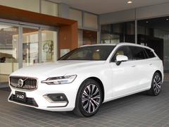 V60 ウルトラ B4 2025M 登録済未使用車 アンバーレザー 中古車画像