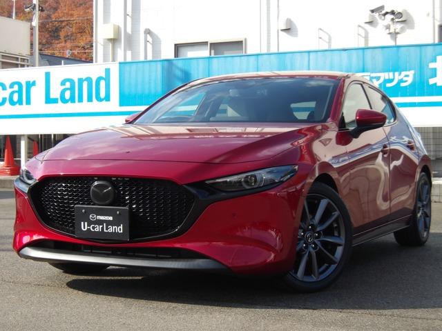 マツダの中古車／ＭＡＺＤＡ３ファストバック／ソウルレッド／当社下取り