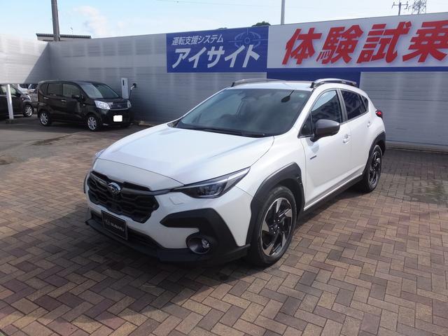 リミテッド　元弊社社用車　ＥＴＣ２．０　パワーシート　アイサイトＶｅｒ３　１１．６インチディスプレイオーディオ　ステアリングヒーター　シートヒーター　アダプティブドライビングビーム　リヤビークルディテクション　フロント、サイド、バックカメラ　ルーフレール