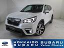 フォレスター Ｐｒｅｍｉｕｍ　ＥｙｅＳｉｇｈｔ搭載車　アイサイトＶｅｒ．３搭載車／Ｘ－ＭＯＤＥ搭載車／８型ビルトインナビ／シートヒーター／Ｆ・Ｓ・Ｒカメラ／ＥＴＣ２．０／パワーシート／スマートリヤビューミラー純正１８インチＡＷ／夏・冬タイヤ付（1枚目）