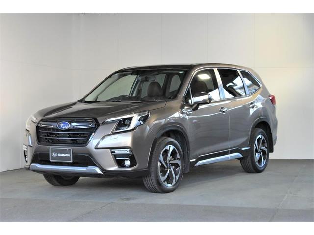 フォレスター(スバル) アドバンス　ワンオーナー　Ｅ型モデル　フロントカメラ・左サイドカメラ・左右独立温度調整機能付きフルオートエアコン装備・パドルシフト機能・レザーシート・フロントパワーシート・スマートリヤビューミラー・電動リヤゲート・１８インチアルミホイール 中古車画像