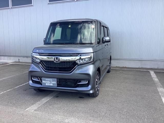 ホンダ Ｎ−ＢＯＸカスタム Ｇ　Ｌホンダセンシング　４ＷＤ　ＥＴＣ