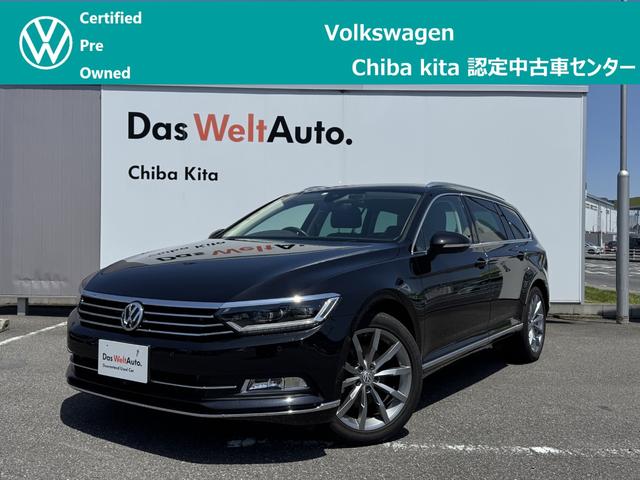 ＴＳＩハイライン　ＶＷ純正ナビ　バックカメラ　ＥＴＣ２．０　レザーシート　パワーシート　シートヒーター　シートベンチレーション　ＴＦＴデジタルメーター　電動リアゲート　スマートフォンワイヤレスチャージャー　ＵＳＢ接続