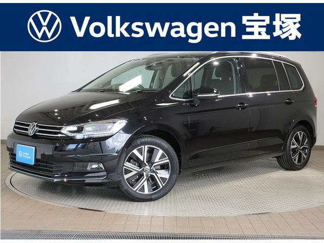ゴルフトゥーラン(フォルクスワーゲン) ＴＳＩ　ハイライン　ＡＣＣ　ＬＥＤヘッドライト　パワーテールゲート　１７インチアルミホイール　スマートキー　シートヒーター　後席サンシェード　後方死角検知機能 中古車画像