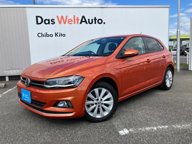 ポロ(フォルクスワーゲン) ＴＳＩハイライン　ＶＷ認定中古車　ＶＷ純正ナビ　ＵＳＢ接続　Ｂｌｕｅｔｏｏｔｈ接続　バックカメラ　ＥＴＣ２．０　後方死角検知機能　ステアリングスイッチ　ＴＦＴデジタルメーター 中古車画像
