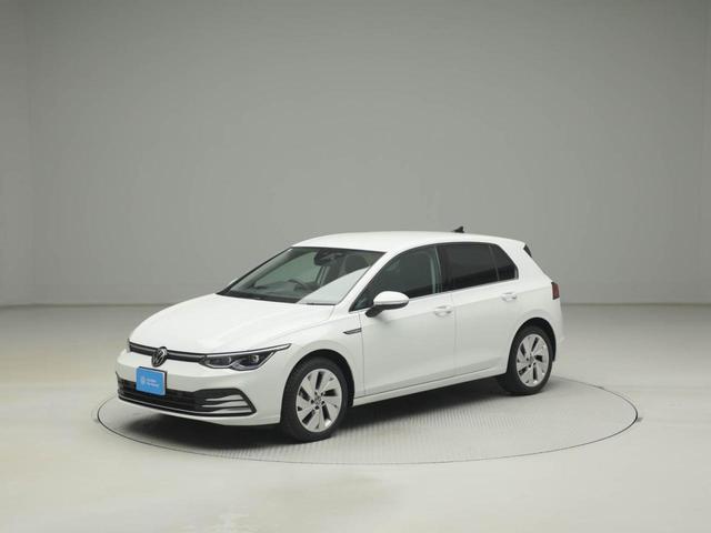 ゴルフ(フォルクスワーゲン) ＴＤＩスタイル　プラチナムエディション　認定中古車　アダクティブクルーズコントロール（全車速追従機能付き）　レーンチェンジアシスト　パークディスタンスコントロール　レーンキープアシスト　リヤトラフィックアラート　デジタルメータークラスター 中古車画像