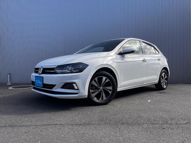 ポロ(フォルクスワーゲン) ＴＳＩコンフォートライン　認定中古車　禁煙車　ワンオーナー　スマートキー　ＡＰＰコネクト　ブルートゥース　ＬＥＤライト　ＵＳＢポート　純正ナビ　バックカメラ　ＥＴＣ　ＴＶチューナー　レーンキープアシスト　前後パーキングセンサー 中古車画像