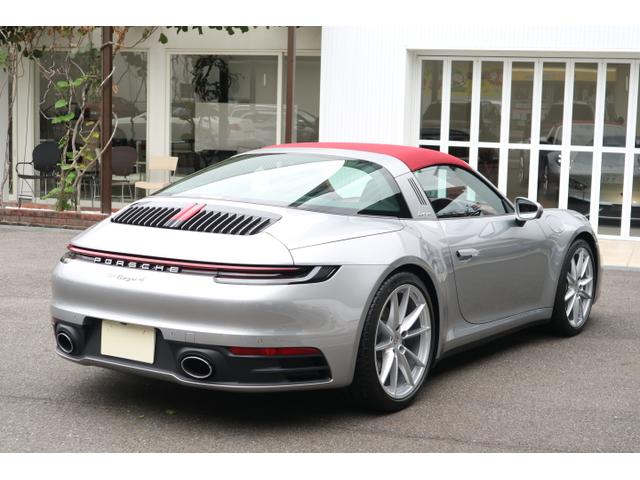 ９１１ ９１１タルガ４　スポクロ＆スポエグ　正規ディ－ラー車（6枚目）