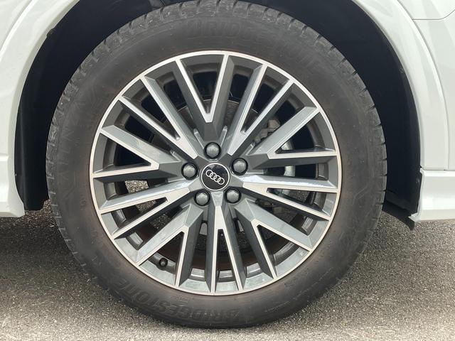 Ｑ３スポーツバック ３５ＴＦＳＩ　Ｓライン　アダプティブクルーズコントロール　レーンアシスト　バーチャルコックピット　スマートフォンインターフェイス　ハーフレザーシート　シートヒーター　サラウンドビューカメラ　１９インチアルミ（15枚目）