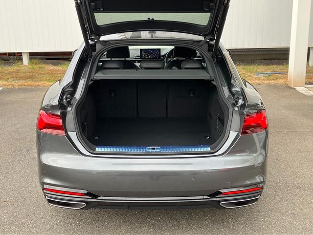 A5スポーツバック 45TFSIクワトロ Sライン アダプティブクルーズコントロール サイドアシスト レーンアシスト HDマトリクスレーザーライト サラウンドビューカメラ バーチャルコックピット ハーフレザーシート 電動シート シートヒーター(9枚目)