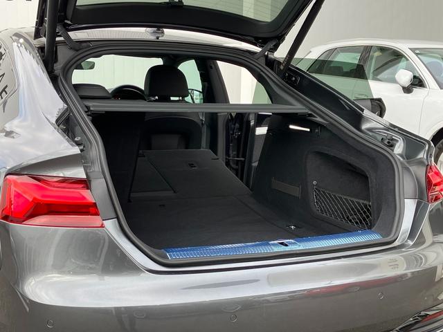 A5スポーツバック 45TFSIクワトロ Sライン アダプティブクルーズコントロール サイドアシスト レーンアシスト HDマトリクスレーザーライト サラウンドビューカメラ バーチャルコックピット ハーフレザーシート 電動シート シートヒーター(10枚目)