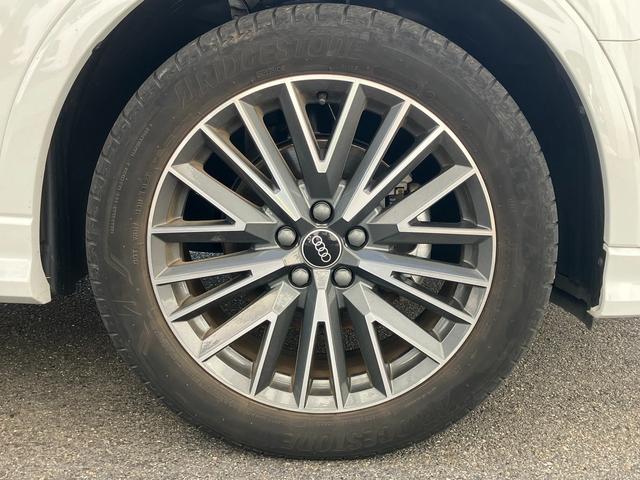 Ｑ３ ３５ＴＦＳＩ　Ｓライン　スマートフォンインターフェイス　ブラックスタイリング　プライバシーガラス　アダプティブクルーズコントロール　サイドアシスト　レーンアシスト　パーシャルレザーシート　シートヒーター　１９インチアルミ（15枚目）