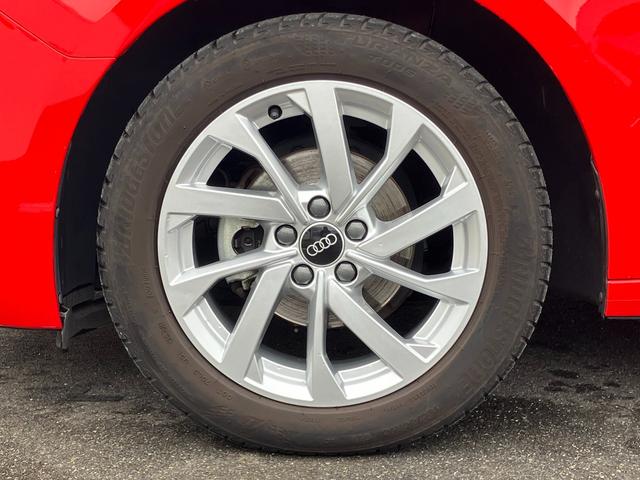 リヤ左ホイールです。