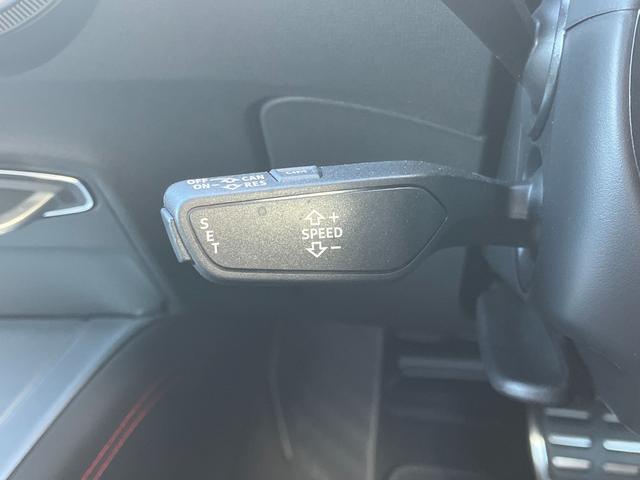 TTクーペ Sラインコンペティションプラス Sline マトリクスLEDヘッドライト ブラックスタイリング マグネティックライド プライバシーガラス クルーズコントロール 19インチアルミ レッドキャリパー RSリヤスポイラー(29枚目)