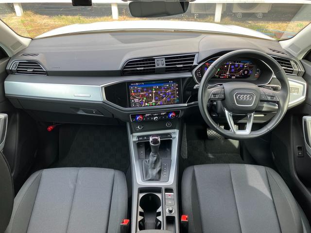 Q3 35TFSIアドバンスド アダプティブクルーズコントロール サイドアシスト レーンアシスト サラウンドビューカメラ バーチャルコックピット LEDヘッドライト 18インチアルミ TVチューナー(6枚目)