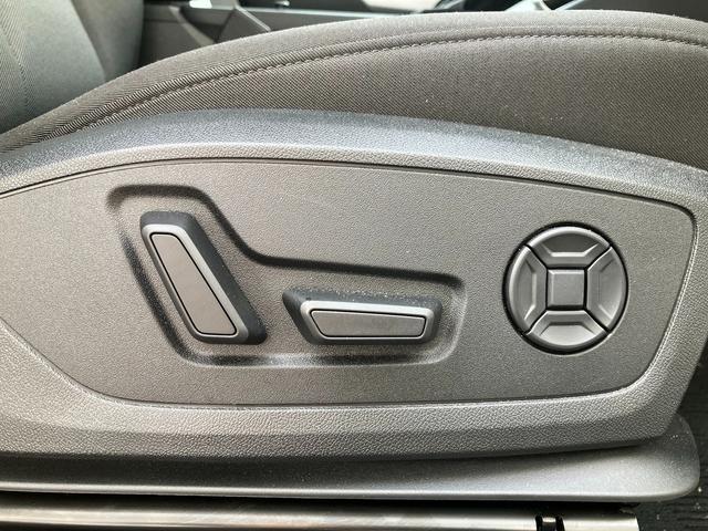 Q3 35TFSIアドバンスド アダプティブクルーズコントロール サイドアシスト レーンアシスト サラウンドビューカメラ バーチャルコックピット LEDヘッドライト 18インチアルミ TVチューナー(20枚目)