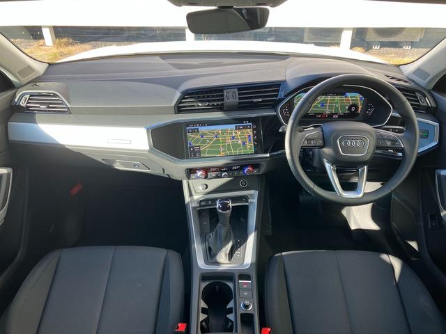 Ｑ３スポーツバック ３５ＴＦＳＩ　元デモカー　アダプティブクルーズコントロール　サイドアシスト　レーンアシスト　サラウンドビューカメラ　バーチャルコックピット　ＬＥＤヘッドライト　１８インチアルミ（9枚目）