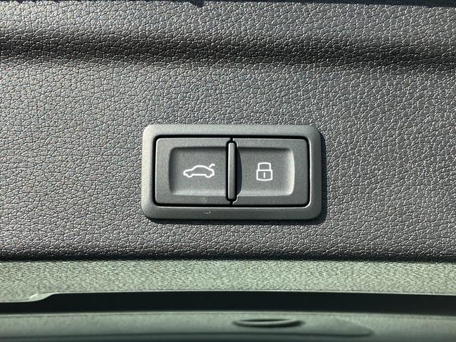 Ｑ３スポーツバック ３５ＴＦＳＩ　元デモカー　アダプティブクルーズコントロール　サイドアシスト　レーンアシスト　サラウンドビューカメラ　バーチャルコックピット　ＬＥＤヘッドライト　１８インチアルミ（14枚目）