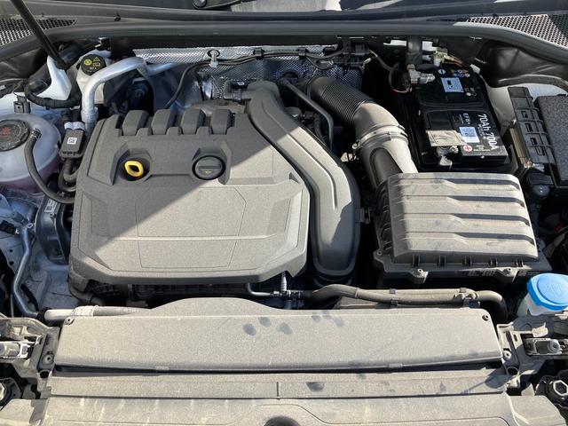 Ｑ３スポーツバック ３５ＴＦＳＩ　元デモカー　アダプティブクルーズコントロール　サイドアシスト　レーンアシスト　サラウンドビューカメラ　バーチャルコックピット　ＬＥＤヘッドライト　１８インチアルミ（47枚目）