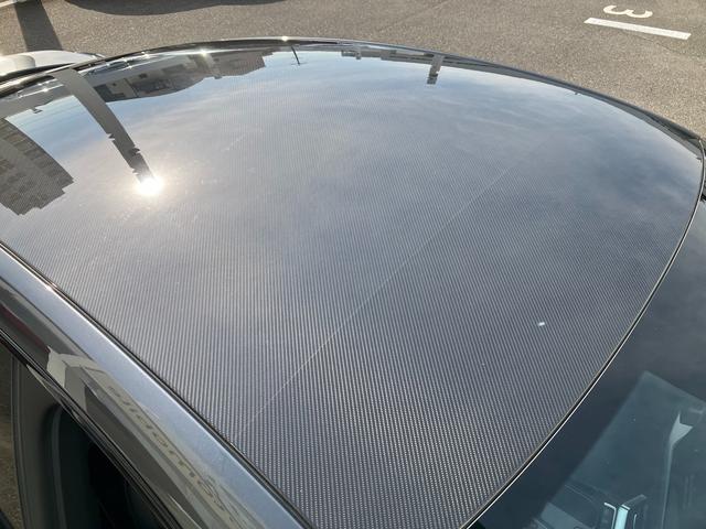 ＲＳ ｅ－トロンＧＴ ベースグレード　マトリクスレーザーライト　サラウンドビューカメラ　バーチャルコックピット　レザーシート　電動シート　シートヒーター　２１インチアルミ　カーボンパッケージ（23枚目）