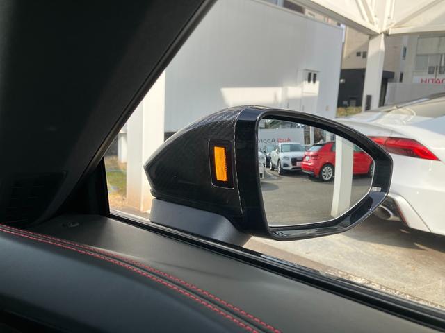 ＲＳ ｅ－トロンＧＴ ベースグレード　マトリクスレーザーライト　サラウンドビューカメラ　バーチャルコックピット　レザーシート　電動シート　シートヒーター　２１インチアルミ　カーボンパッケージ（57枚目）