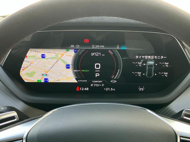 ＲＳ ｅ－トロンＧＴ ベースグレード　マトリクスレーザーライト　サラウンドビューカメラ　バーチャルコックピット　レザーシート　電動シート　シートヒーター　２１インチアルミ　カーボンパッケージ（59枚目）