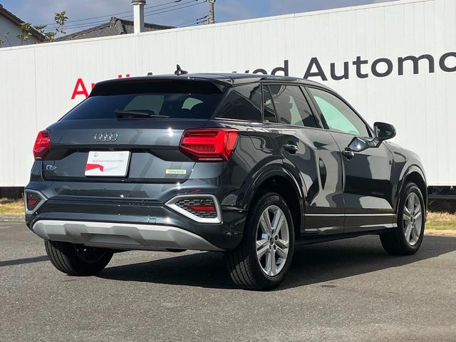 当店は東海地区最大規模のＡｕｄｉ認定中古車正規ディーラーです。Ａｕｄｉ認定中古車整備プログラムに基づき、１００項目にも及ぶ精密な納車前点検を行います。