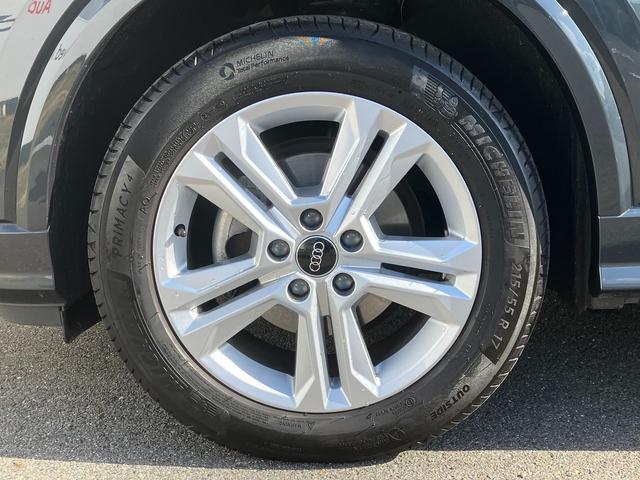 リヤ左ホイールです。