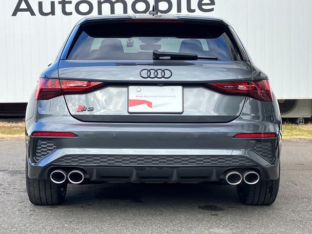 S3 スポーツバック ブラックスタイリング 19インチアルミ レザーシート プライバシーガラス マトリクスLEDヘッドライト 電動シート シートヒーター リヤカメラ コーナーセンサー バーチャルコックピット(5枚目)