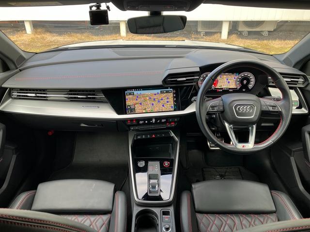 S3 スポーツバック ブラックスタイリング 19インチアルミ レザーシート プライバシーガラス マトリクスLEDヘッドライト 電動シート シートヒーター リヤカメラ コーナーセンサー バーチャルコックピット(6枚目)