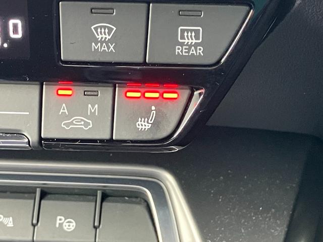 S3 スポーツバック ブラックスタイリング 19インチアルミ レザーシート プライバシーガラス マトリクスLEDヘッドライト 電動シート シートヒーター リヤカメラ コーナーセンサー バーチャルコックピット(23枚目)