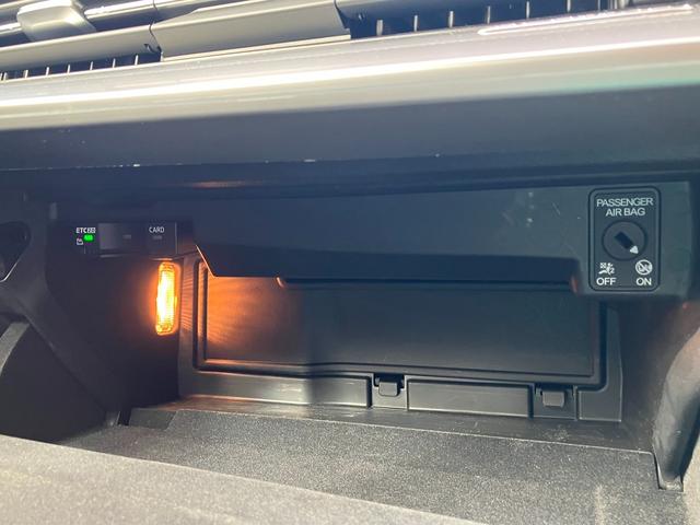 S3 スポーツバック ブラックスタイリング 19インチアルミ レザーシート プライバシーガラス マトリクスLEDヘッドライト 電動シート シートヒーター リヤカメラ コーナーセンサー バーチャルコックピット(24枚目)