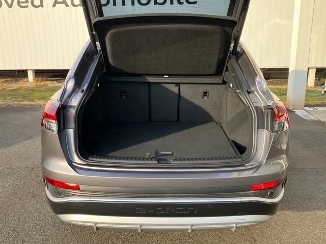 Ｑ４スポーツバック ｅ－トロン ４０ｅ－トロン　Ｓライン　アダプティブクルーズコントロール　サイドアシスト　レーンアシスト　レザーシート　サラウンドビューカメラ　バーチャルコックピット　マトリクスＬＥＤヘッドライト　２０インチアルミ（12枚目）