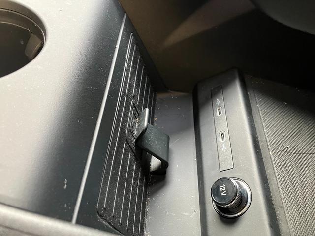 Ｑ４スポーツバック ｅ－トロン ４０ｅ－トロン　Ｓライン　アダプティブクルーズコントロール　サイドアシスト　レーンアシスト　レザーシート　サラウンドビューカメラ　バーチャルコックピット　マトリクスＬＥＤヘッドライト　２０インチアルミ（26枚目）