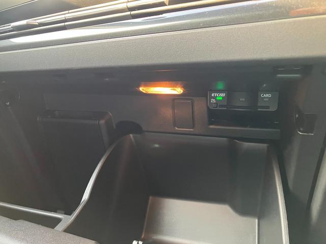 Ｑ４スポーツバック ｅ－トロン ４０ｅ－トロン　Ｓライン　アダプティブクルーズコントロール　サイドアシスト　レーンアシスト　レザーシート　サラウンドビューカメラ　バーチャルコックピット　マトリクスＬＥＤヘッドライト　２０インチアルミ（29枚目）