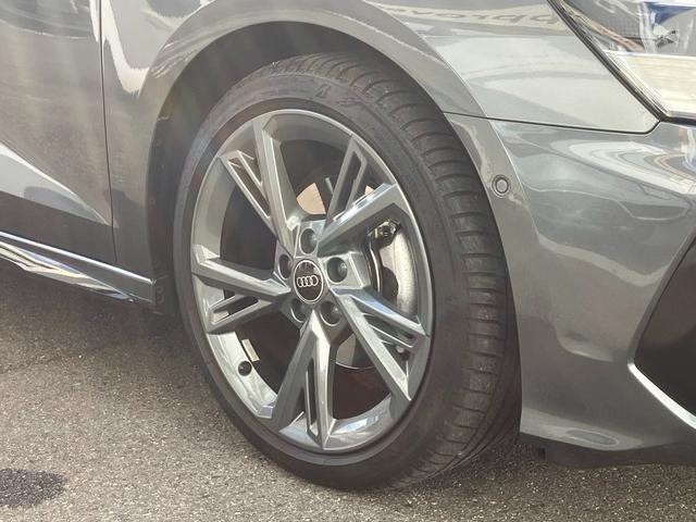 Ａ３ スポーツバック３０ＴＦＳＩ　Ｓライン　アダプティブクルーズコントロール　サイドアシスト　レーンアシスト　Ｓｌｉｎｅ　レザーシート　リヤカメラ　コーナーセンサー　マトリクスＬＥＤヘッドライト　１８インチアルミ　バーチャルコックピット（16枚目）